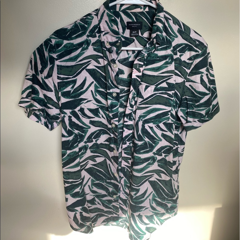 SOLD / Club Monaco Short Sleeve Button Up